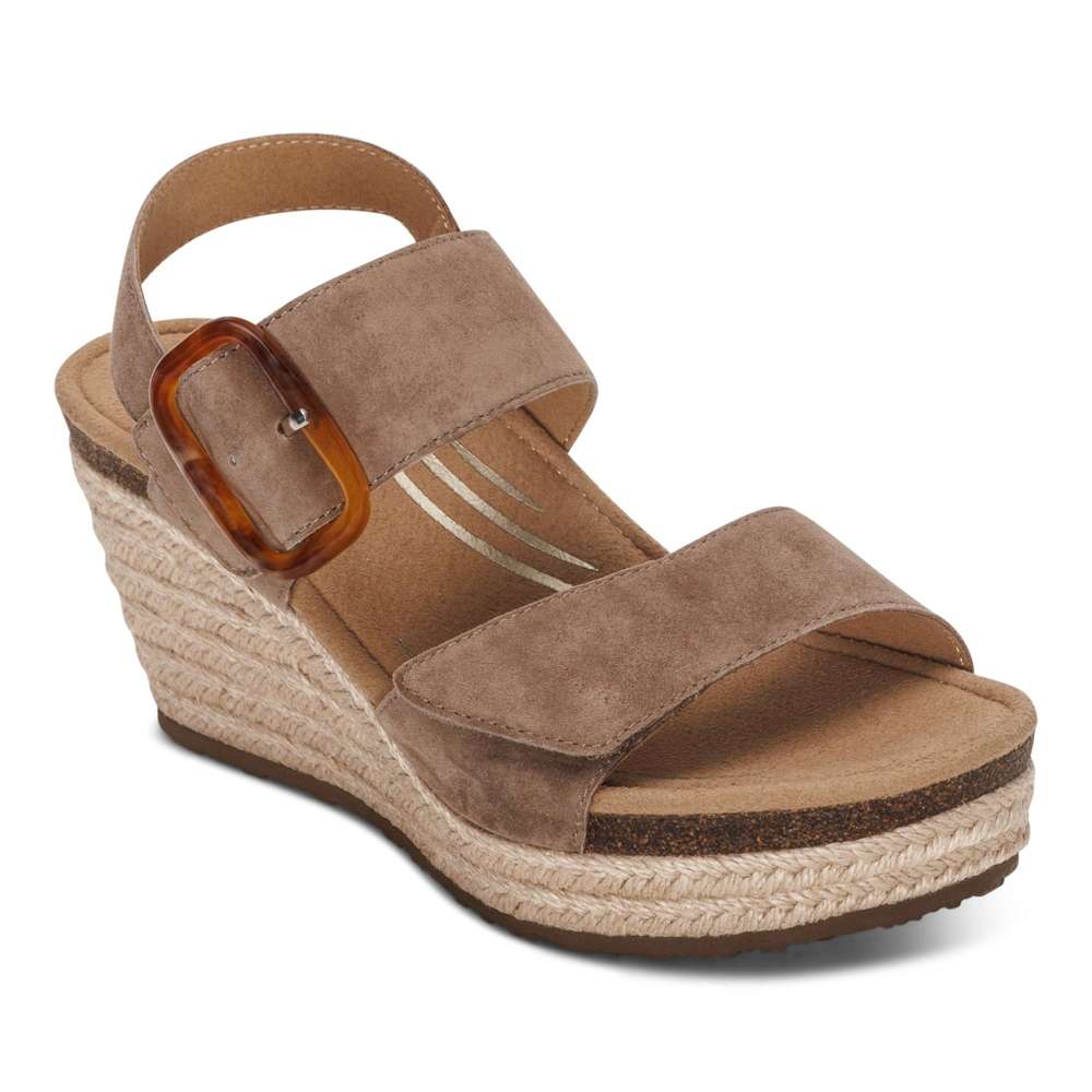 Ashley Wedges - Taupe