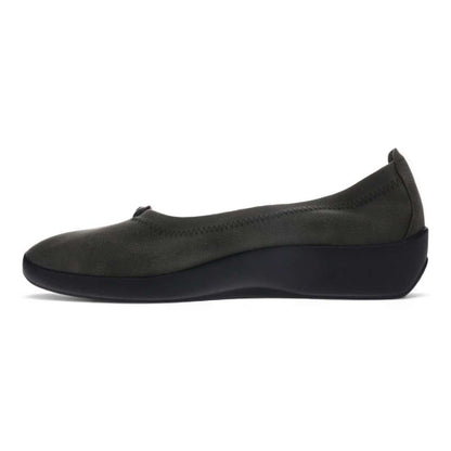 Kaylee Casual Slip-On - Olive