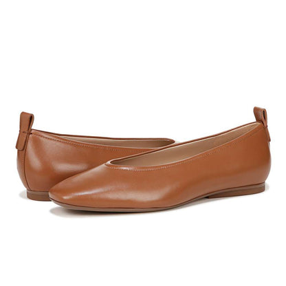 Carla Flat - English Tea