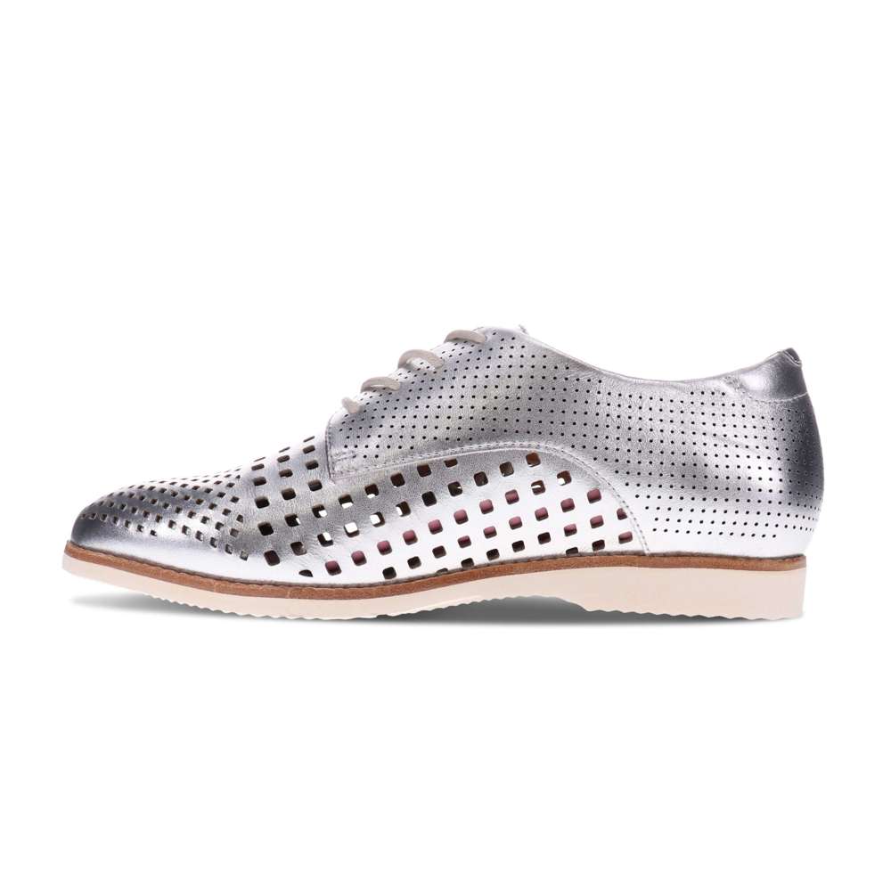 Rihannah Perf Oxford - Silver