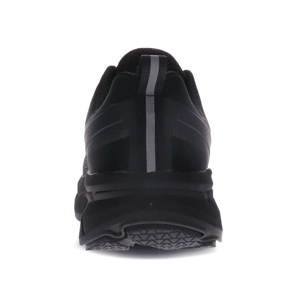 Walker Mesh III Active Sneaker - Black
