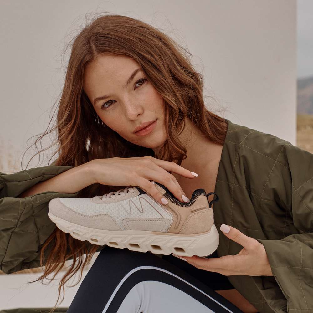 Nimble Sneaker - Cream